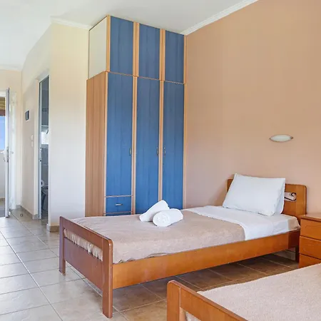 Sandy Maria 402 Закинтос